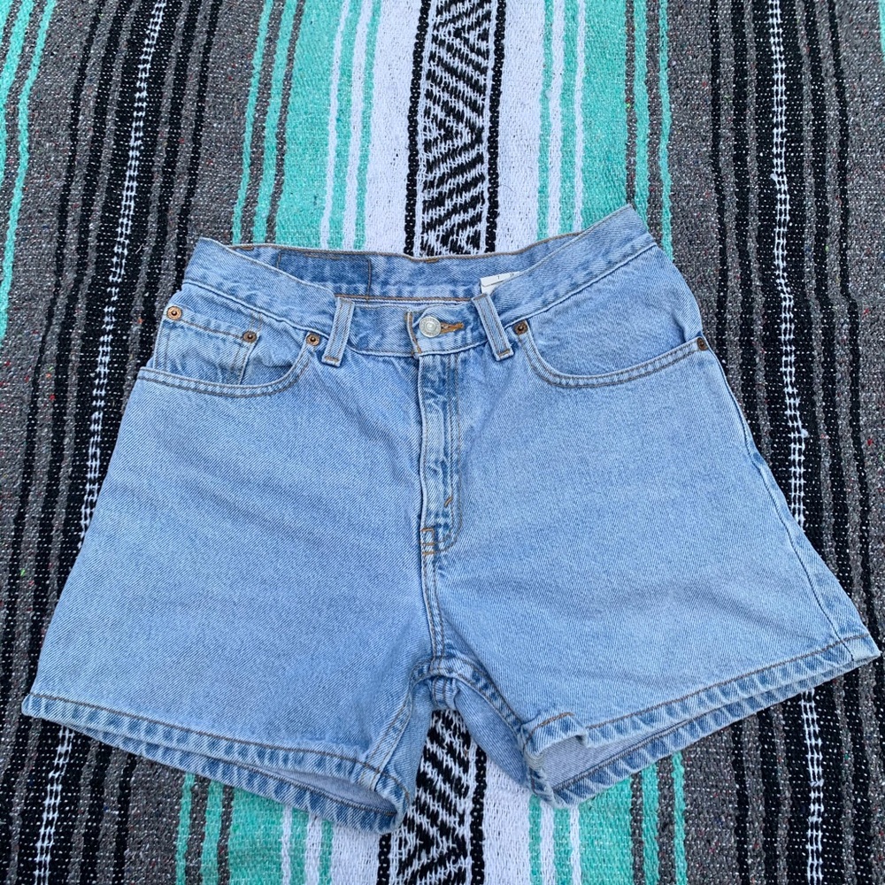🌺Vintage Levi’s Jean Shorts🌺
